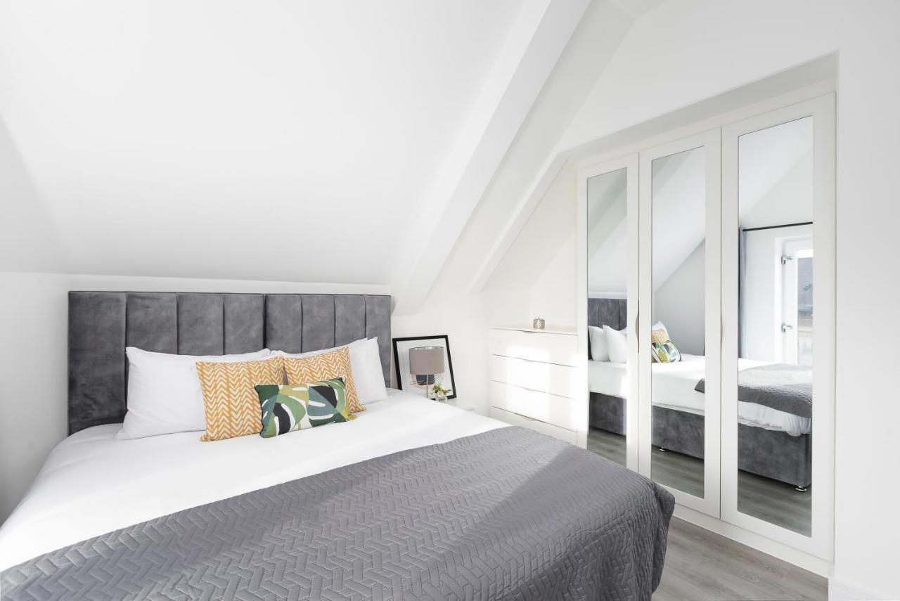Skyvillion - London Enfield Chase Apartments With Parking & Wifi Ngoại thất bức ảnh