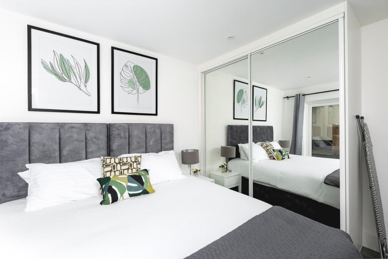 Skyvillion - London Enfield Chase Apartments With Parking & Wifi Ngoại thất bức ảnh