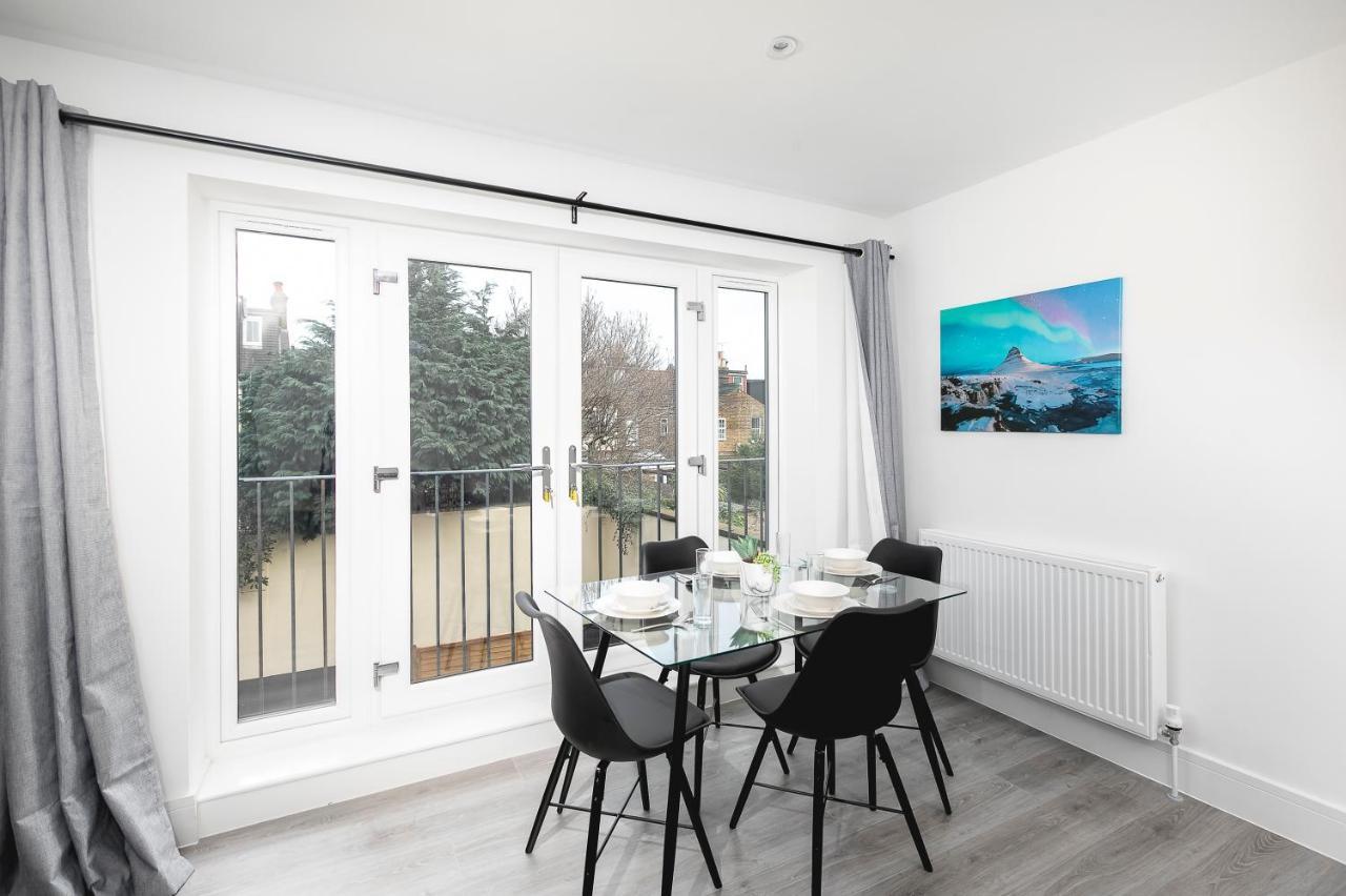 Skyvillion - London Enfield Chase Apartments With Parking & Wifi Ngoại thất bức ảnh