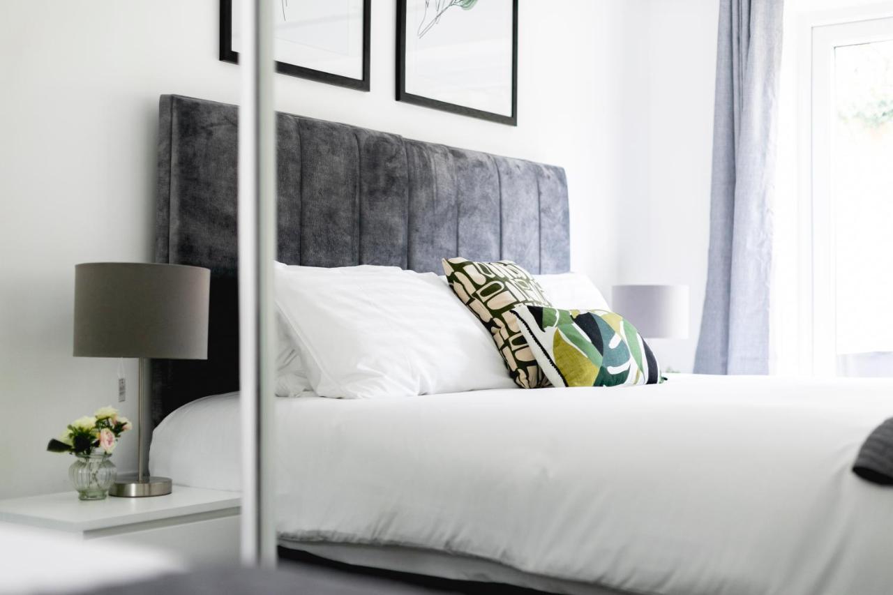 Skyvillion - London Enfield Chase Apartments With Parking & Wifi Ngoại thất bức ảnh