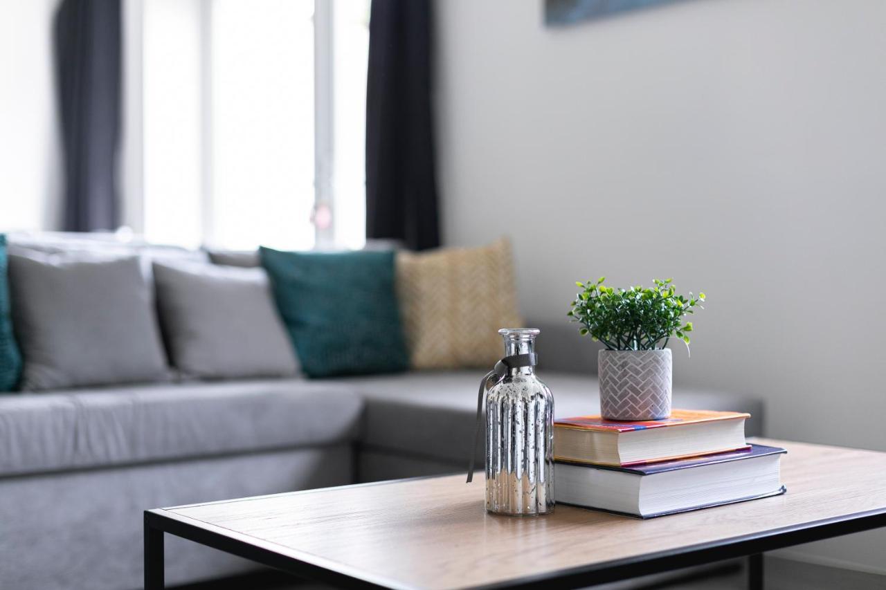 Skyvillion - London Enfield Chase Apartments With Parking & Wifi Ngoại thất bức ảnh