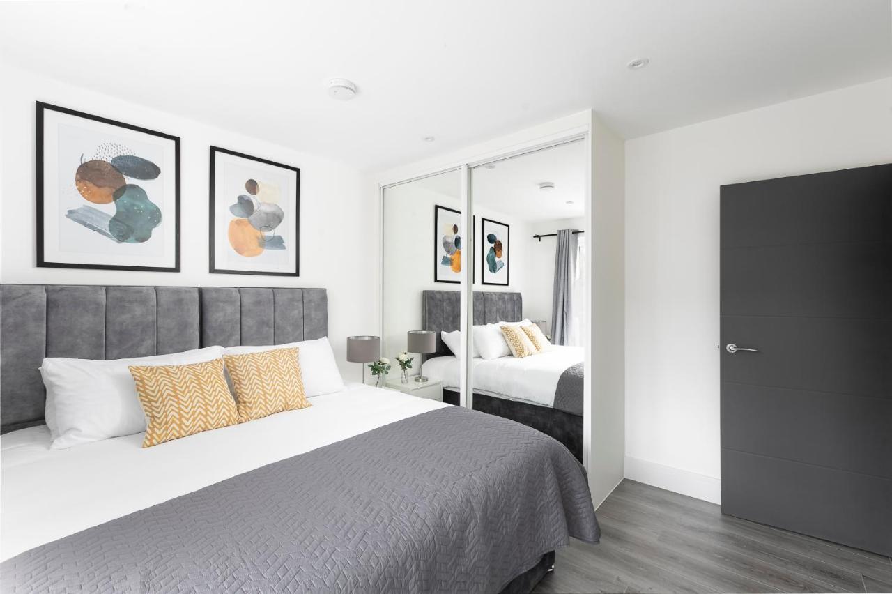 Skyvillion - London Enfield Chase Apartments With Parking & Wifi Ngoại thất bức ảnh